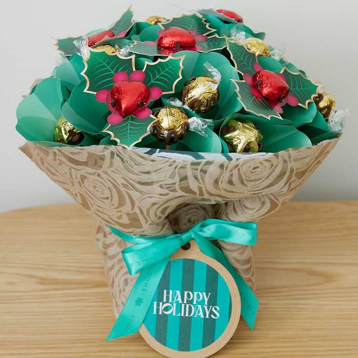 Holly Bouquet Medium - Image 3