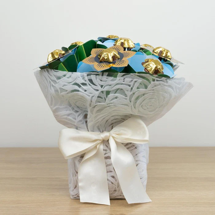 Starry Night Classic Posy - Image 2