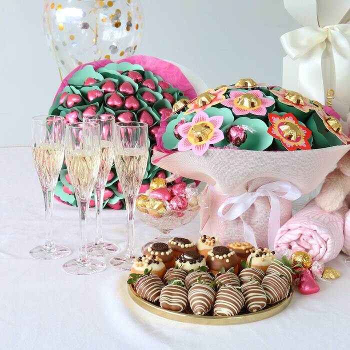 Two Dozen Choc-Dipped Strawberries - Image 4